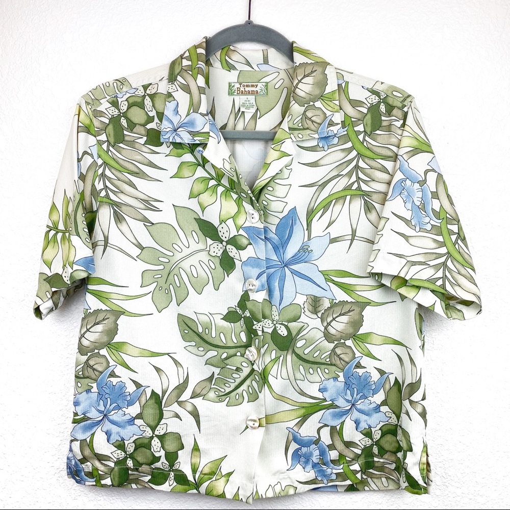 100% Silk Tommy Bahama Button Down Shirt Size S
